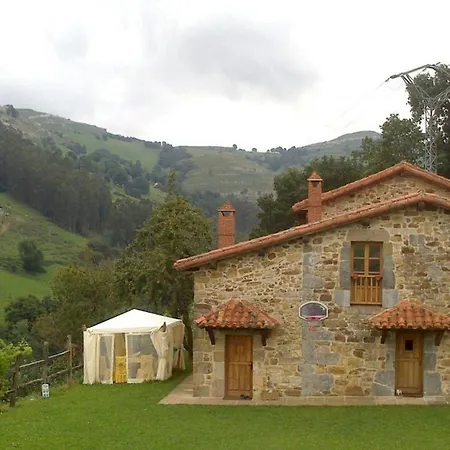 Charming House In With Jacuzzi بيت للعطل