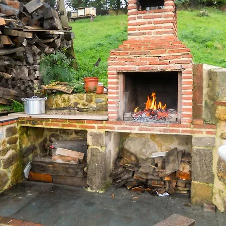 Charming House In With Jacuzzi Casa vacanze