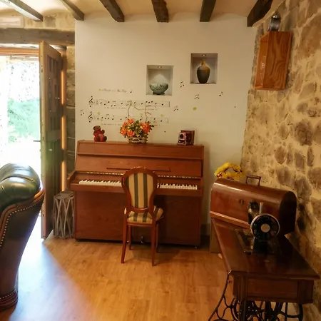 Charming House In With Jacuzzi Vakantiehuis La Cavada