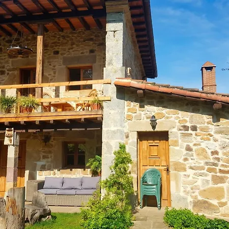 Charming House In With Jacuzzi *