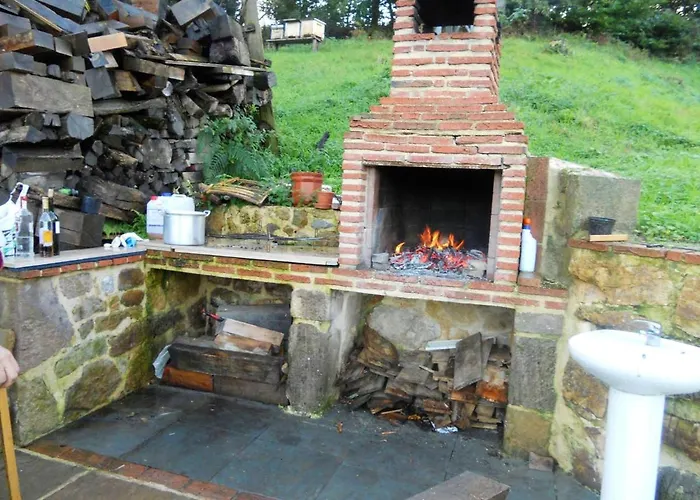 Charming House In With Jacuzzi Holiday home *